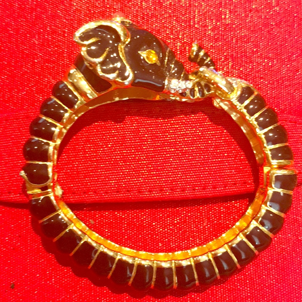 Elephant bracelet